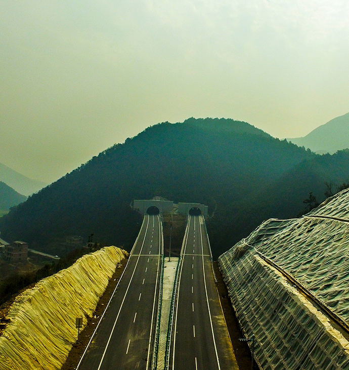 益婁衡高速金玉堂隧道