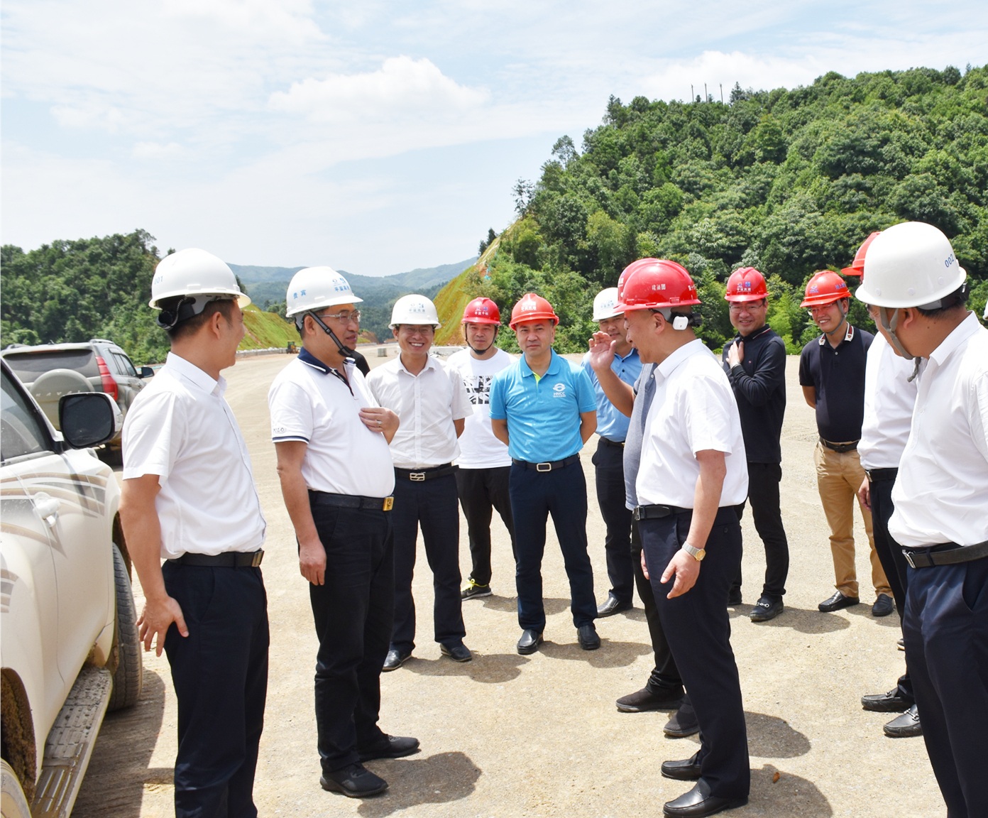 2方聯(lián)民調(diào)研平益八標(biāo)項(xiàng)目 (1)_副本.jpg