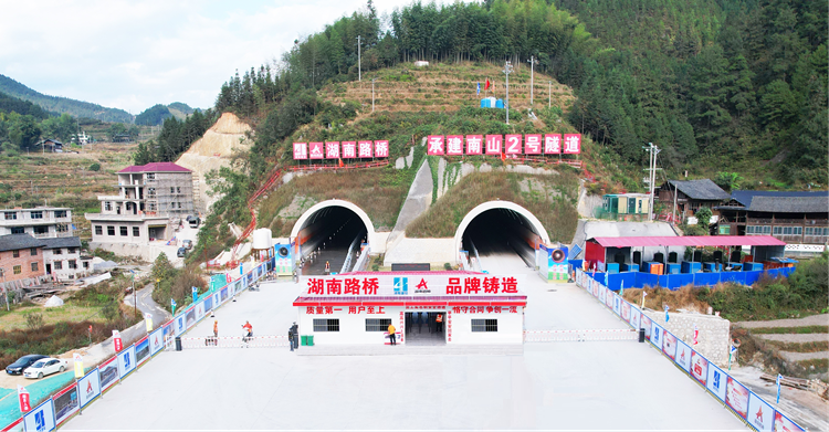 20241025705333.png 000000001_副本.png